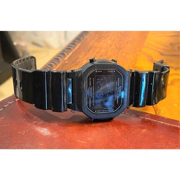 RARE DW-5600JP 1545 Men's 40mm Casio G Shock Watch - Picture 2 of 4